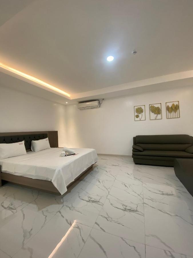 Reddoorz @ Maganda Drive In Hotel Pampanga Angeles Exterior foto